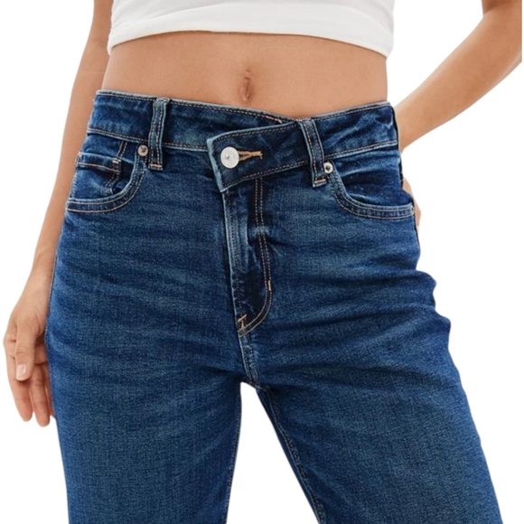 AMERICAN EAGLE Mom Straight Jeans Women 2 Blue Stretch High Rise Raw Hem Western - Picture 3 of 14